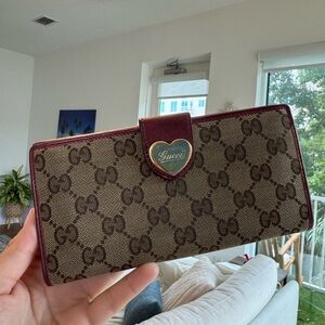 Gucci GG Heart Wallet Pink Leather, Vintage Authentic with COA